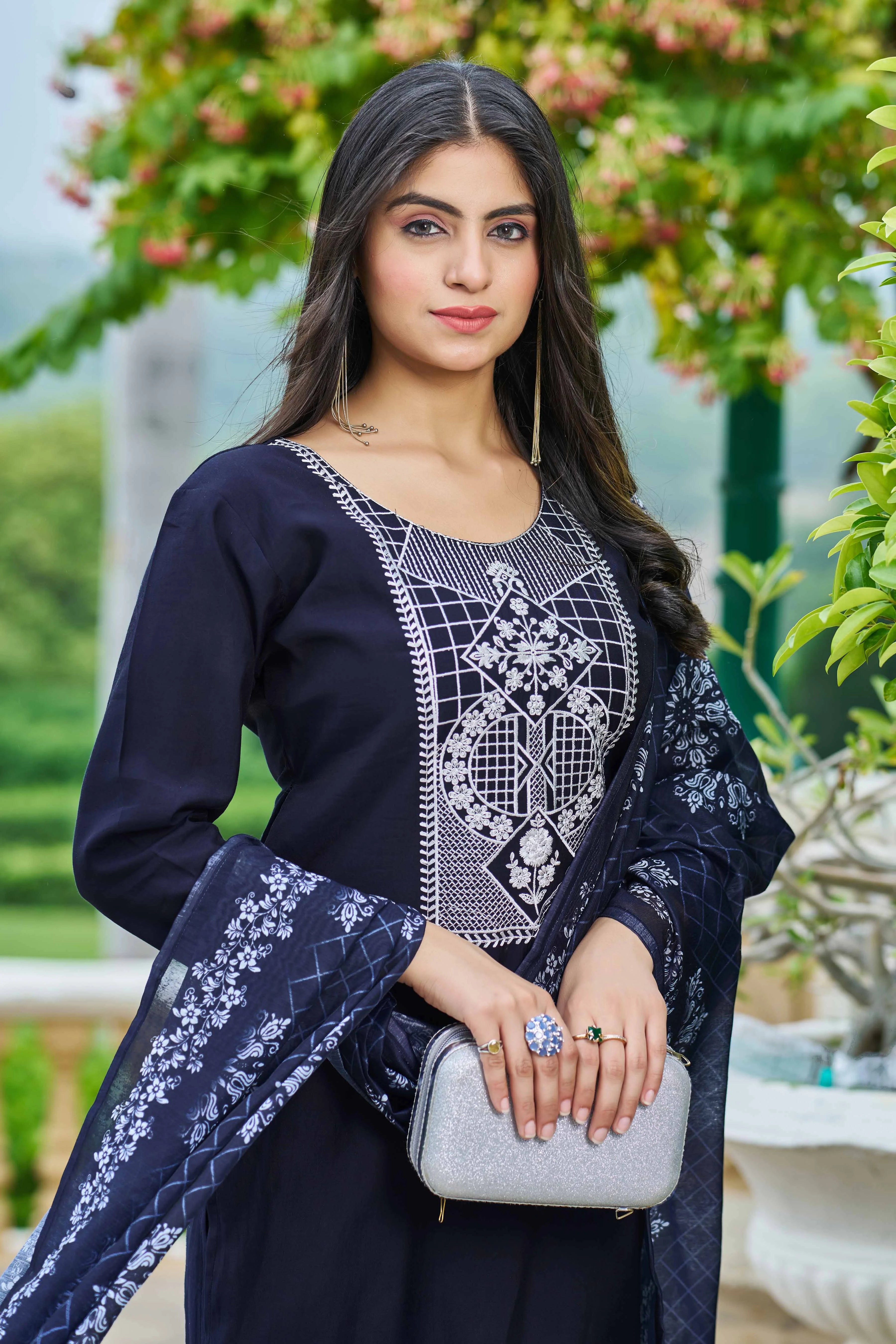 Embroidery Silk Suit